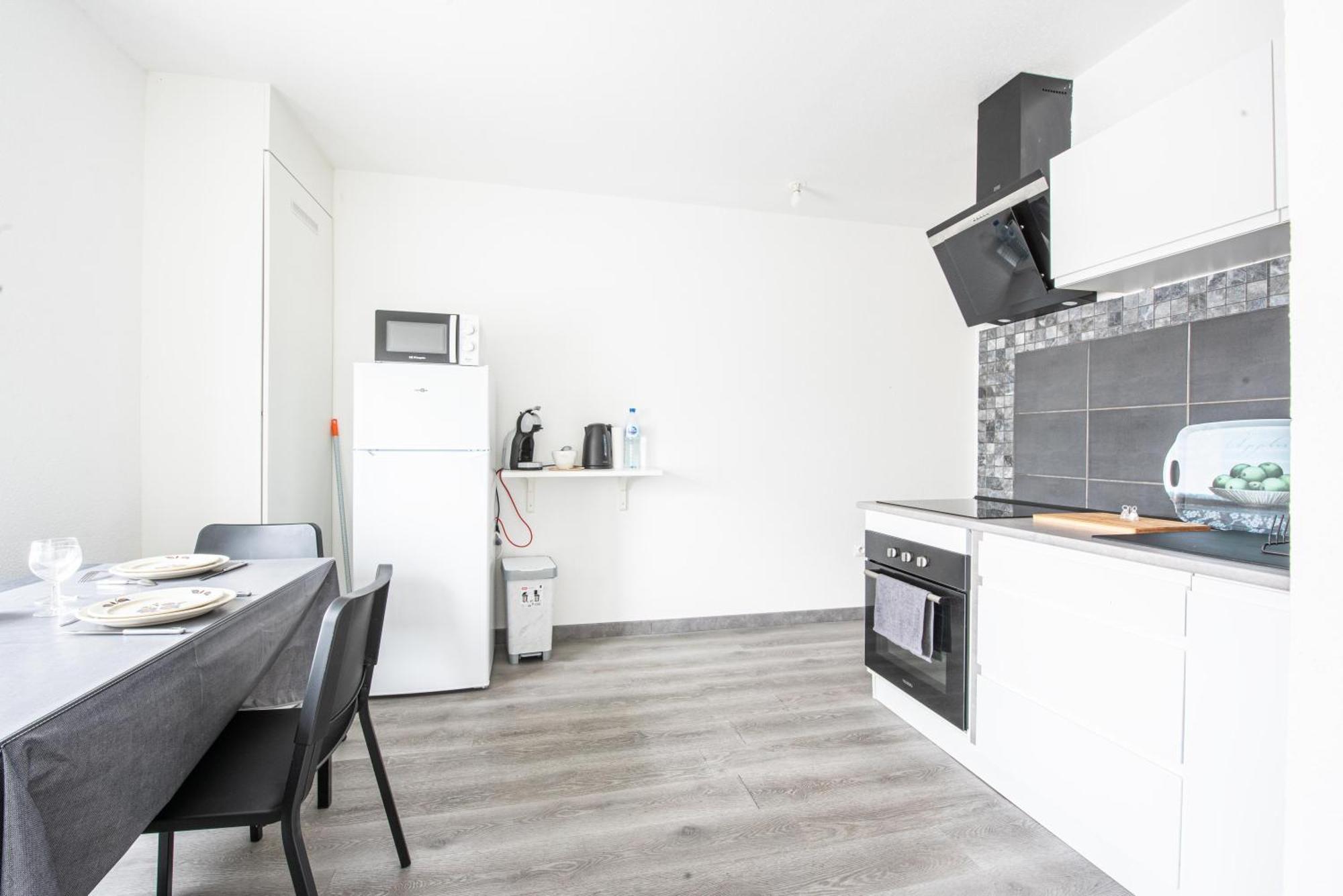 Appartamento Oasis Mulhousien - Rdc, Wifi, Parking Mulhouse Esterno foto